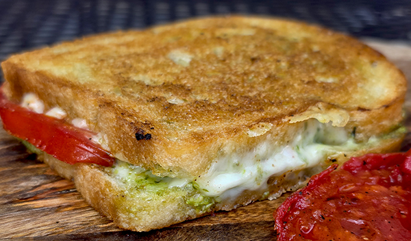 tomato pesto grilled cheese